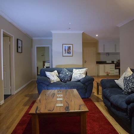 Murray River Lodge Luxury Boutique Accommodation B&B - Adults Only North Yunderup Exterior photo